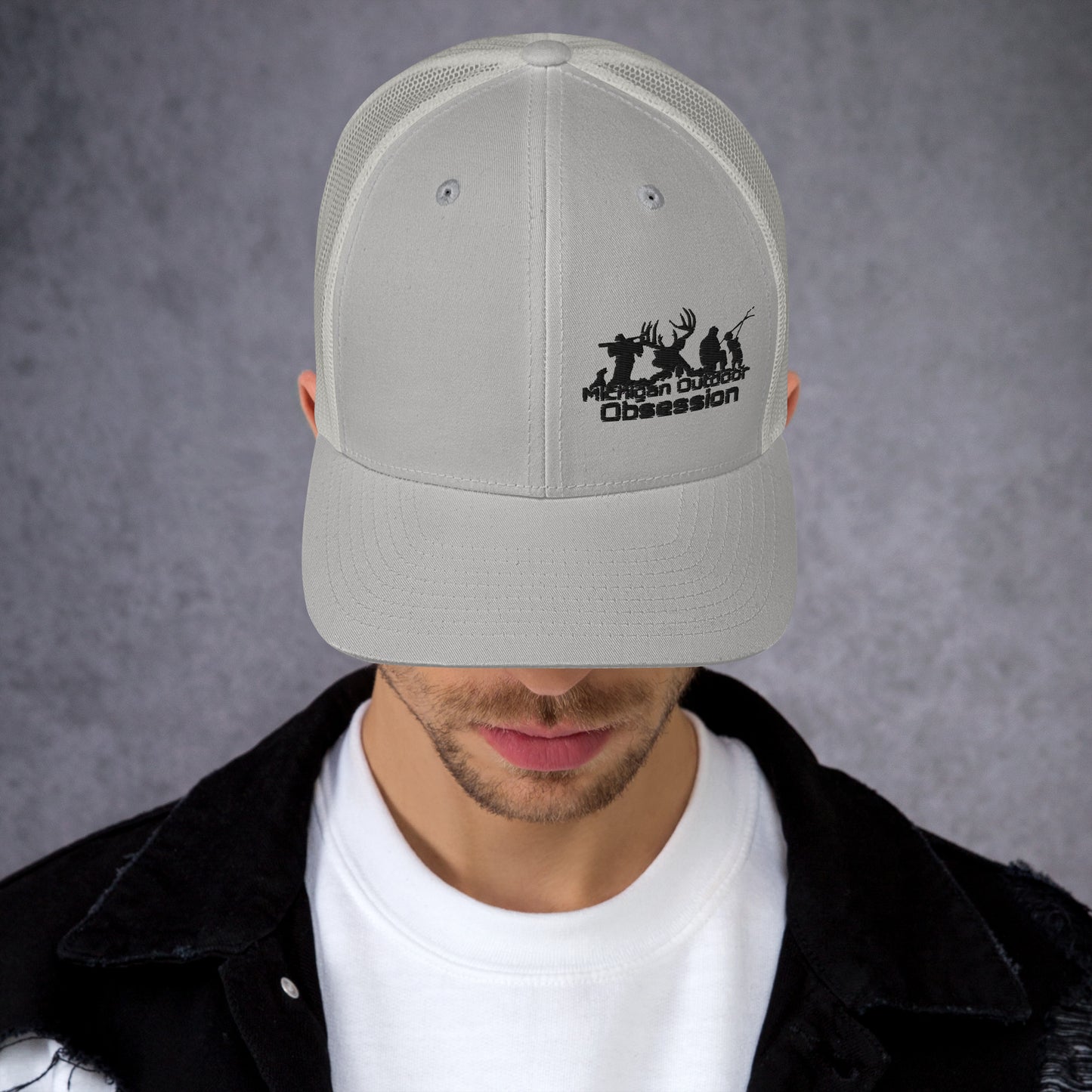 MOO side logo Trucker Cap